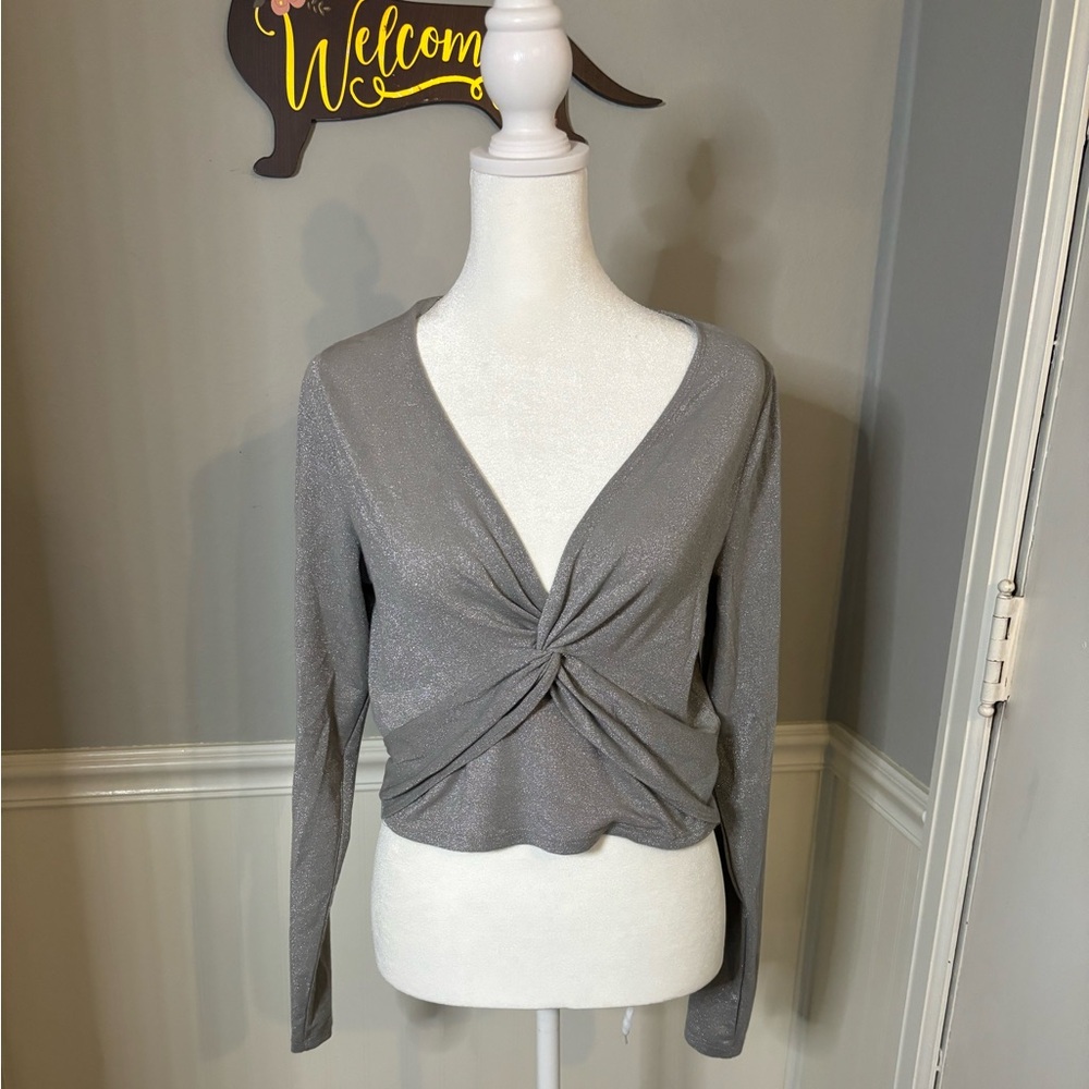 Abercrombie twist front shimmer top